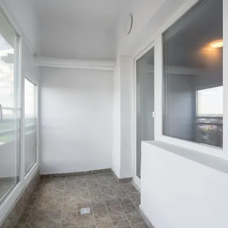 High-end With Panoramic View, Parking & Pool Appartamento *